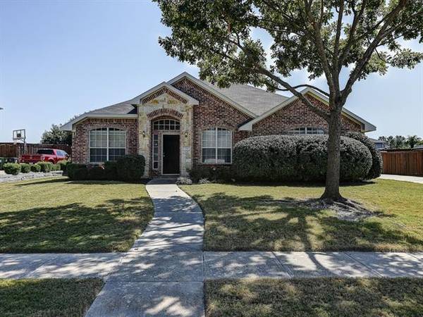 330 Lakefield Drive, Murphy, TX 75094