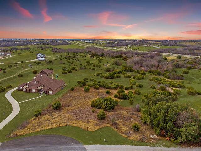 833 N Savage Creek Lane, Weatherford, TX 76087