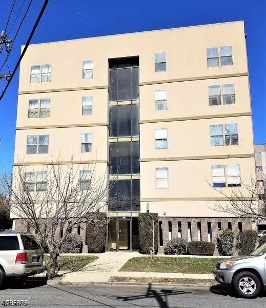 110-14 SUSSEX ST 2C #2C, Hackensack City, NJ 07601