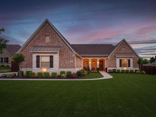 8704 Stewart Drive, North Richland Hills, TX 76182