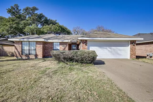 1207 Belclaire Lane, Irving, TX 75060