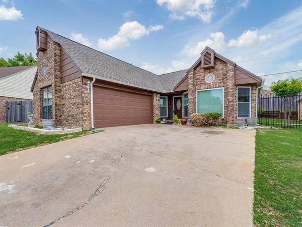 Bedford, TX 76022,1601 Autumn Chase Square