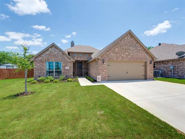 388 Paloma Street, Weatherford, TX 76087