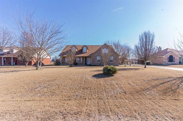 114 Flower Meadows Drive, Waxahachie, TX 75165