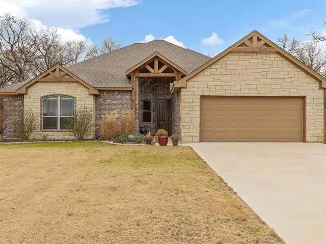 6703 Stewarts Oaks Court, Granbury, TX 76049