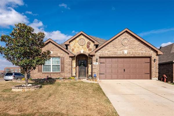 1168 Crest Meadow Drive, Fort Worth, TX 76052