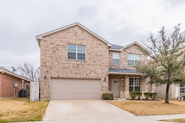 8608 Shallow Creek Drive, Fort Worth, TX 76179