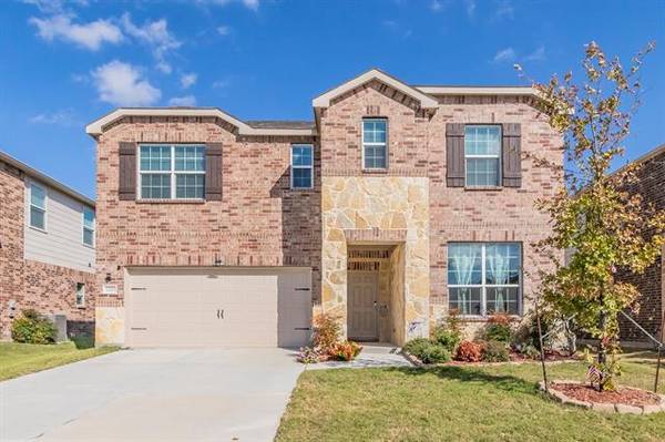 2210 Perrymead Drive, Forney, TX 75126