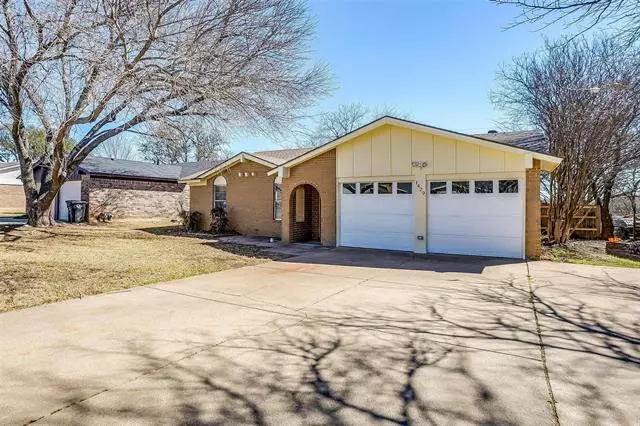 1429 Mimosa Street, Cleburne, TX 76033