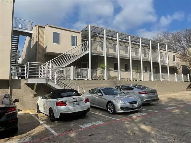 Dallas, TX 75205,4231 Travis Street #23