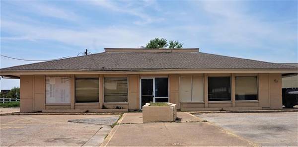 600 N Travis Street, Sherman, TX 75090