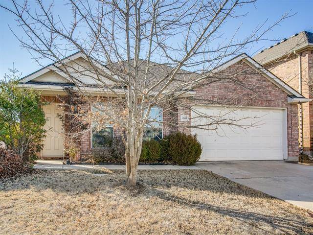 8105 Hennessey Trail, Fort Worth, TX 76131