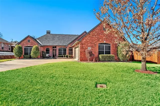 2425 Renaissance Circle, Denison, TX 75020