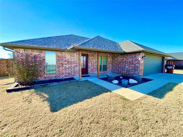 605 Katy Lane, Whitewright, TX 75491