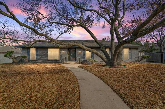 5201 Westhaven Drive, Fort Worth, TX 76132