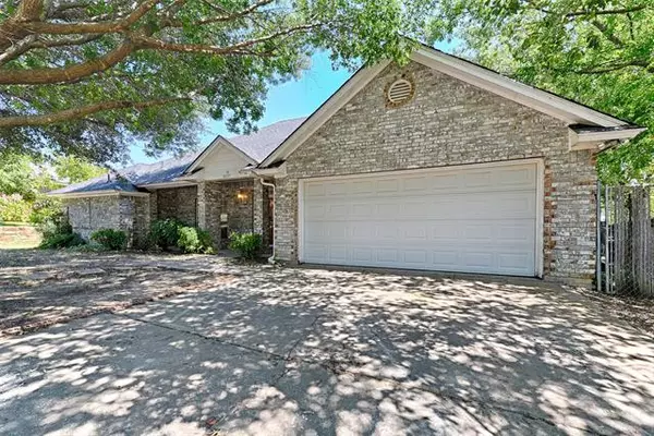 Fort Worth, TX 76108,10317 Holly Grove Drive