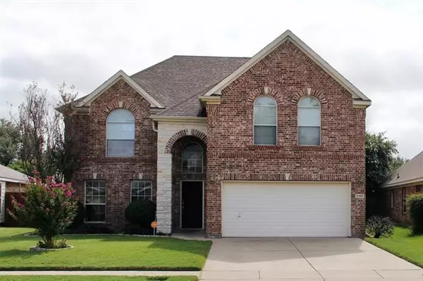 9105 Nightingale Drive, Fort Worth, TX 76123