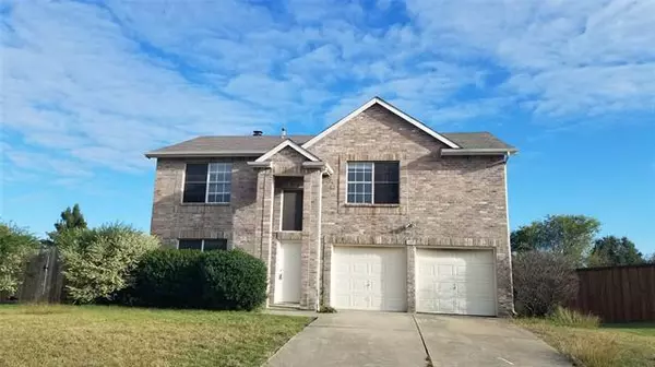 1005 dove Circle, Saginaw, TX 76131