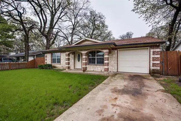 Fort Worth, TX 76111,4336 Kings Circle N