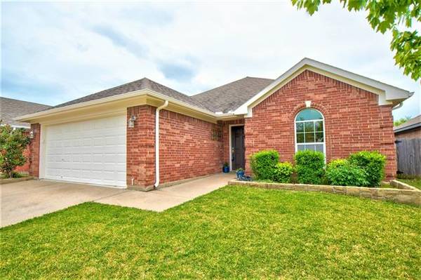 4418 New Meadow Drive, Mansfield, TX 76063