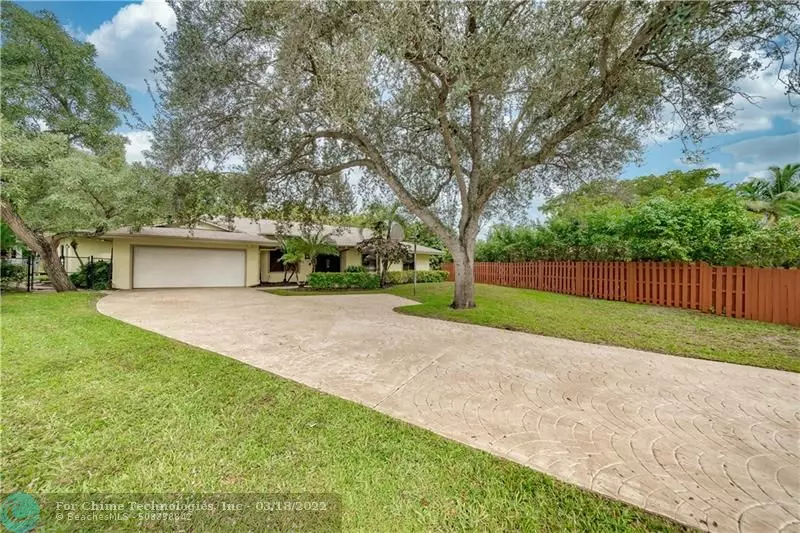 5471 SW 16th Ct, Plantation, FL 33317