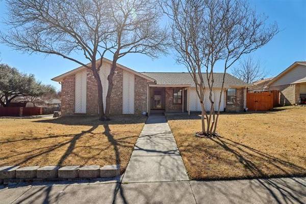 6468 Highview Terrace, Watauga, TX 76148