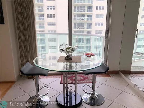 Fort Lauderdale, FL 33308,3400 Galt Ocean Dr  #1605S