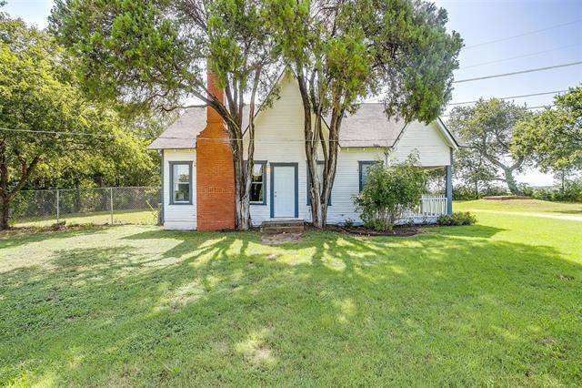 801 S Hampton Road, Crowley, TX 76036