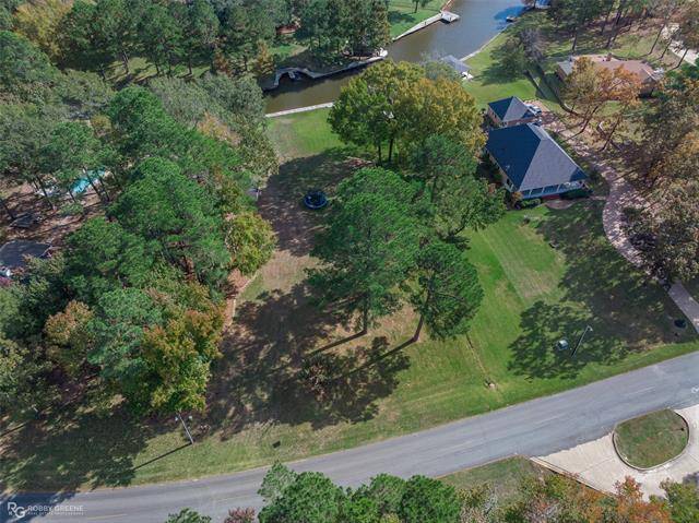 2059 Woodlake Drive, Benton, LA 71006