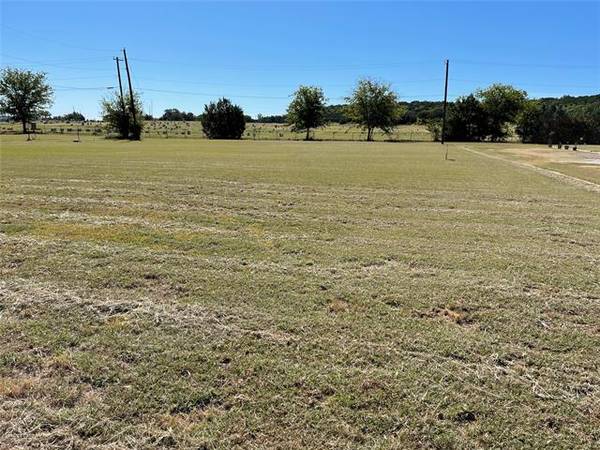 Lot 5 S Avenue J, Clifton, TX 76634