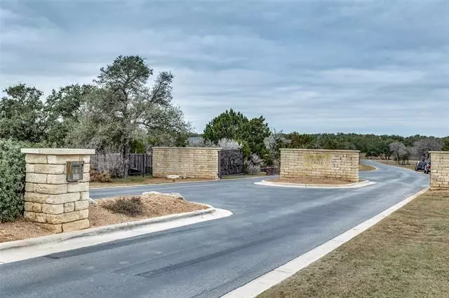 616 Vista View Trail, Spicewood, TX 78669