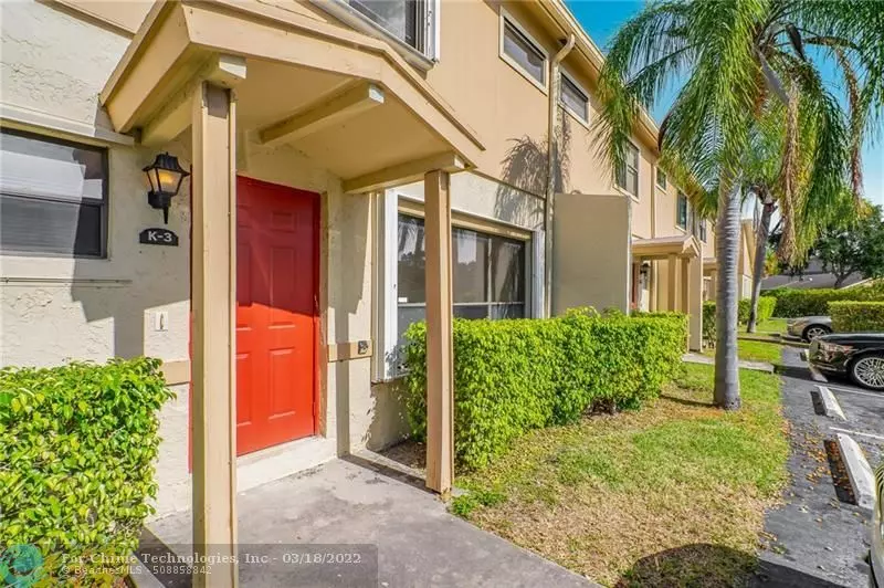 Pompano Beach, FL 33064,3370 Beau Rivage Dr  #K3