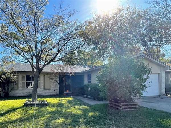 1502 Rockbrook Street, Lancaster, TX 75134