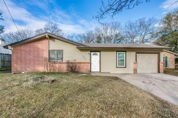 2821 N Bell Avenue, Denton, TX 76209