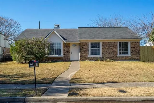 935 Woodgreen Drive, Dallas, TX 75217