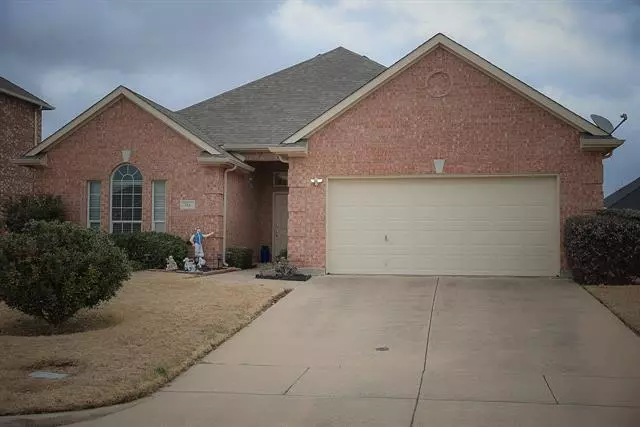 714 Bowie Lane, Mansfield, TX 76063