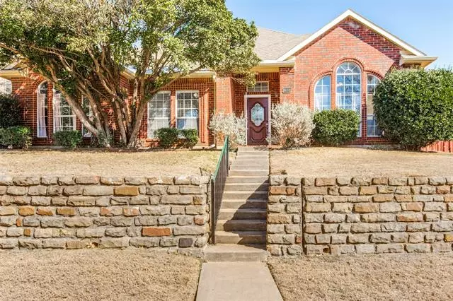 638 Oakbend Drive, Coppell, TX 75019