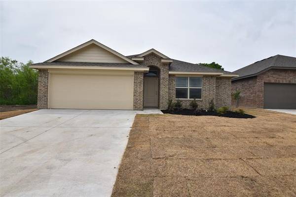 210 Hubbard Street, Hillsboro, TX 76645