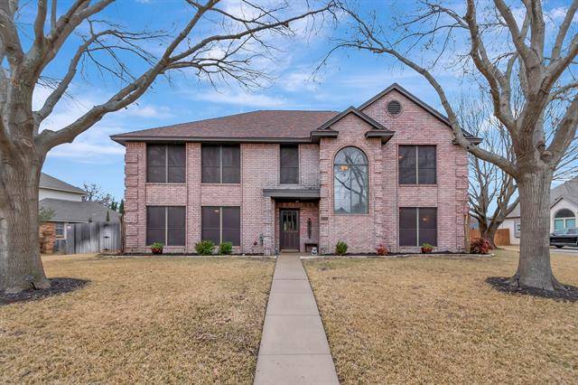 1936 Spinnaker Lane, Azle, TX 76020