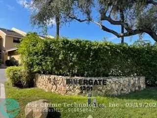 Pompano Beach, FL 33062,1301 N Riverside Dr  #8