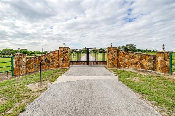 1400 Sweet Springs Road, Weatherford, TX 76088