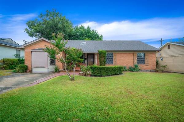 407 Dover Drive, Richardson, TX 75080