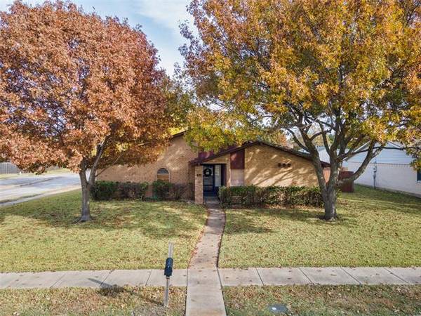 1514 Westminster Drive, Richardson, TX 75081