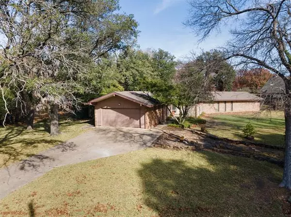 Richardson, TX 75080,922 Beechwood Drive