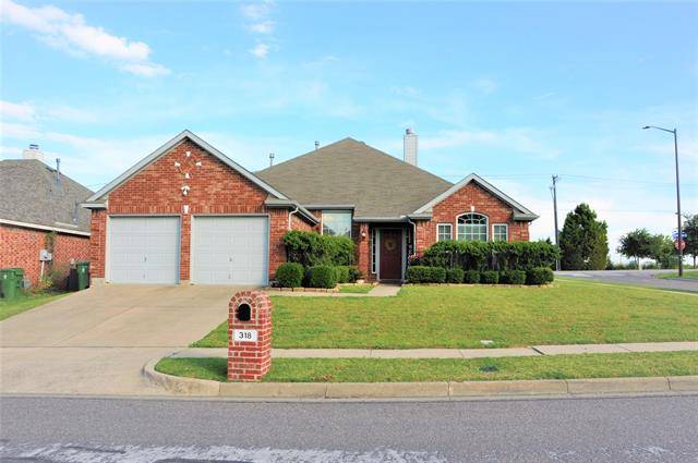 318 Fort Edward Drive, Arlington, TX 76002