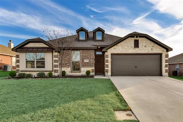 1318 Yukon Drive, Midlothian, TX 76065