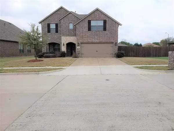 701 Seabourne Drive, Saginaw, TX 76179