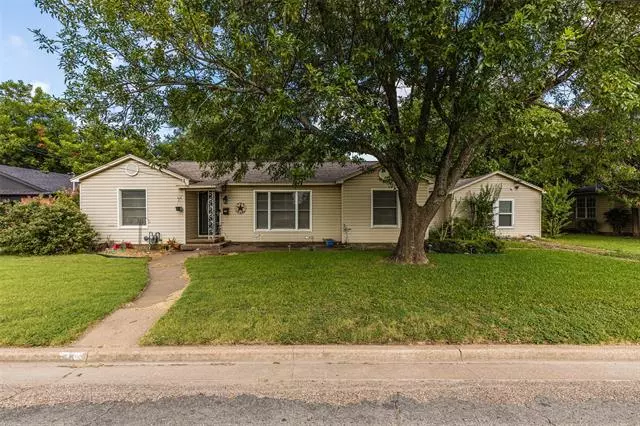 808 S Marable Street, West, TX 76691