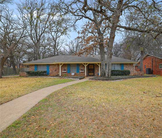 2341 Vega Street, Grand Prairie, TX 75050