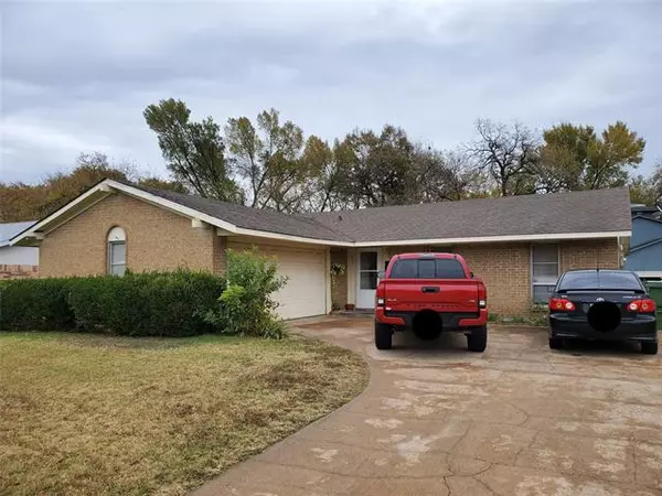 338 Meadowhill Drive, Garland, TX 75043